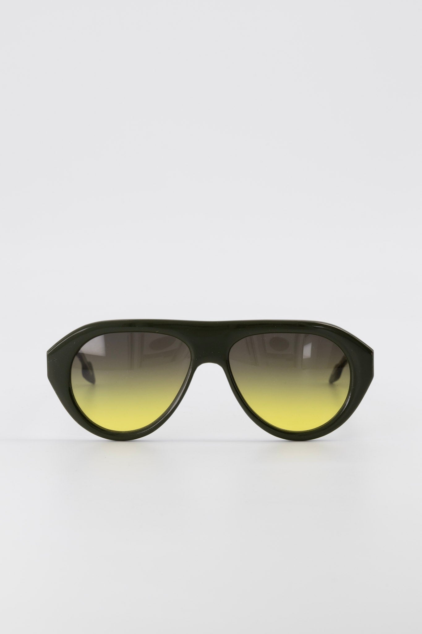 6.45 AM – RACER - Alba Nera - Lunettes de soleil - quiet luxury