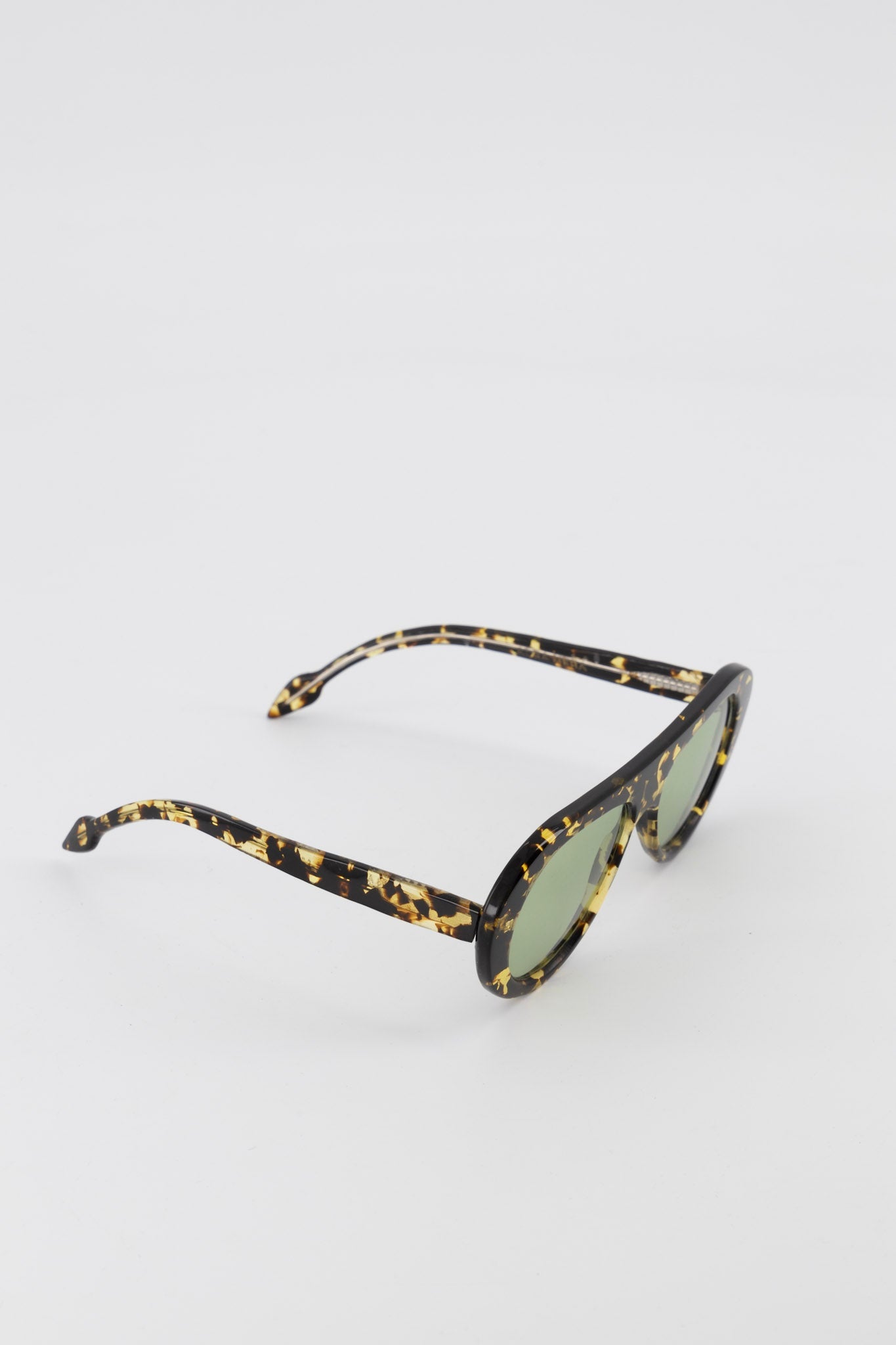 7.53 AM - GREEN LEOPARD - Alba Nera - Lunettes de soleil - quiet luxury